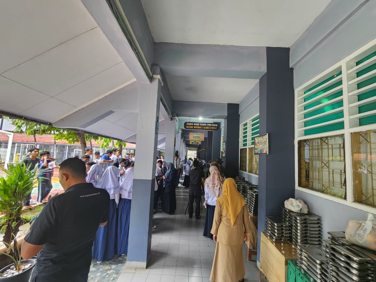 WhatsApp Image 2025-10-20 at 09.32.54 (2)